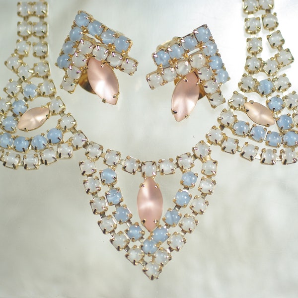 Vintage Dreamy Pastel Czech Frosted Glass Necklace Set, Vintage Wedding Bridal Bib Necklace/Earring Set, Pink Blue Opal Demi Parure Choker