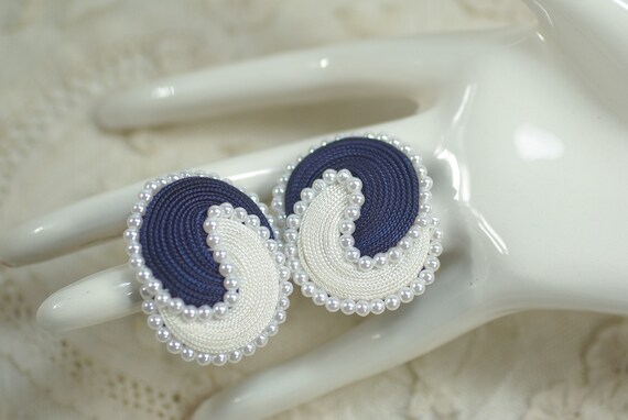 Vintage Navy Ivory Clip Earrings, 1980's Large Be… - image 1