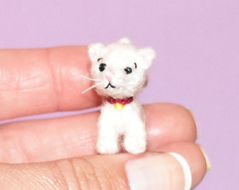 Miniature White Cat 1 " Mini Crochet Stuffed Cat Dollhouse Cat Toy Micro Amigurumi Dolls Pet Small Stuffed Animal Toy Cat Gift