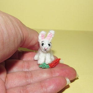 Miniature Rabbit 1 inch with Tiny Carrot - Мiniature Crochet White Rabbit Dollhouse Miniatures Bunny Miniature Dollhouse Pet Toy
