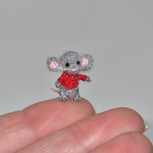 Winzige Miniatur Maus - Künstler Puppe Gehäkelte Puppenhaus Micro Maus Puppen Spielzeug Amigurumi Maus Kleine Stofftier