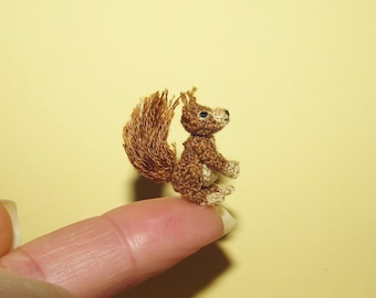 Miniature Squirrel Dollhouse Realistic Squirrel Figure Micro Miniature Toy Collectible Animals Doll House Brown Squirrel Micro Toy