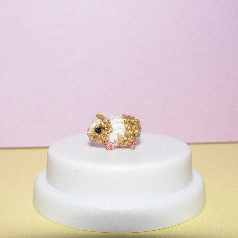 EXTREMELY Micro Guinea Pig 10 Mm Dollhouse Guinea Pig Etsy