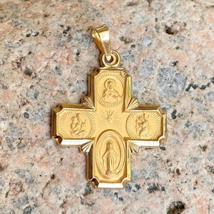 14KT Yellow Gold Four Way Catholic Cross Medal Engraved Pendant Hollow Scapular 22mm