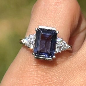 Estate Vintage Antique 18KT White Gold Emerald Cut Purple Iolite Accent Ring Size 4.75