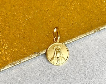 18KT Yellow Gold Solid Mini Our Lady of Lourdes 10mm Round Medal Pendant Charm NEW Matte Virgin Mary Lourdes Volto