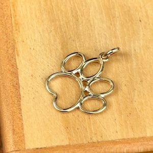 14KT Yellow Gold Outline Paw Print Charm Pendant NEW Small Solid 14mm x 15mm Dog Cat