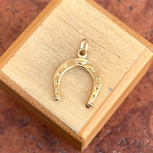 14KT Gelbgold gestempelt Hufeisen Anhänger Charm NEU Glücksbringer Groß 18 mm