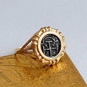 Vintage 14KT Yellow Gold Ring Bamboo Bezel Set with Silver Atocha Coin Cross Size 3.5 Estate