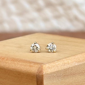 14KT Yellow Gold 3 Prong 1/5 Carat Lab Created Round Diamond Stud Post Earrings NEW Small