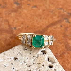 Estate Vintage 14KT Yellow Gold Emerald-Cut Emerald + 2 Row Diamond Ring Size 4.5