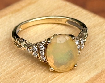 Estate Vintage 10KT Yellow Gold Ethiopian Faceted Opal + Diamond Accent Large Statement Ring Size 7