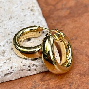 14KT Yellow Gold 8mm Tube Chunky Round Hoop Earrings NEW 27mm Medium Size Thick Statement