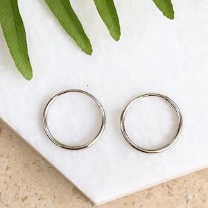 10KT Weißgold Hoop Glänzende dünne Endlos Hoop Ohrringe 15 MM NEUE dünne Licht TINY