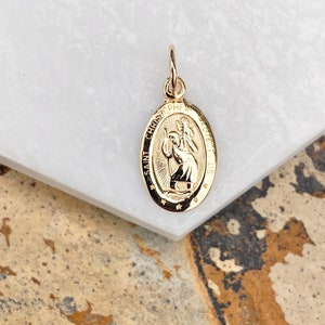 14KT Yellow Gold SMALL St Christopher Patron Saint of Travelers Oval Medal Pendant Charm NEW 13mm
