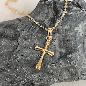 10KT Yellow Gold Beveled Small Cross Pendant Charm 17MM NO CHAIN
