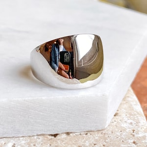 14KT White Gold Domed Cigar Band Wide Ring NEW Size 6.5 European Shank