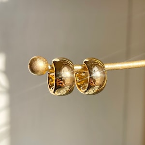 14KT Yellow Gold Solid Rounded Thick 9mm Wide Rounded Small Huggie Hoop Earrings NEW 18mm Chunky Hoops