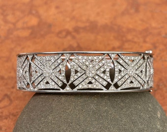 Estate Vintage 14KT White Gold Filigree Pave Diamond Art Deco Hinged Bangle Cuff Bracelet