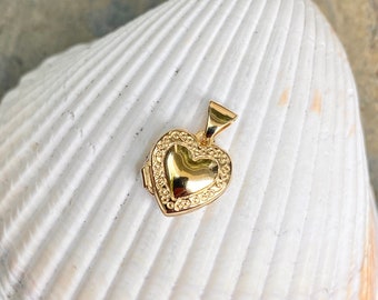 14KT Gelbgold Mini Herz Locket Anhänger Charm NEU klein + detailliert klitzeklein