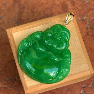 Estate Vintage 14KT Yellow Gold Carved Genuine Green Jade Chinese Buddha Gold Pendant 40mm x 38mm Large