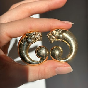Vintage 14K Yellow Gold Designer Bassani Panther Cat Cougar Leopard Circle Design Earring Omega Back 35mm Statement Large Earrings