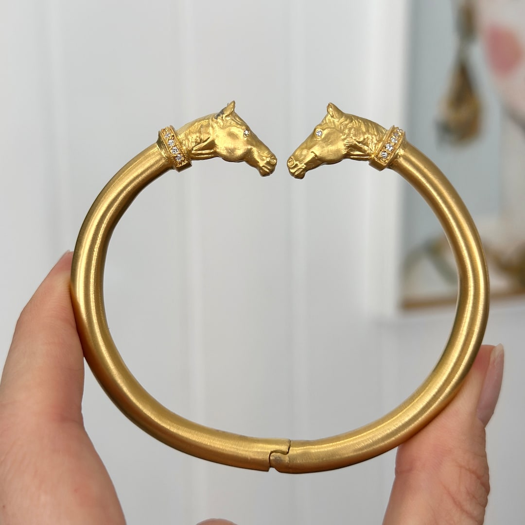 14KT Yellow Gold Horse Head End Caps Cuff Bangle Bracelet Matte
