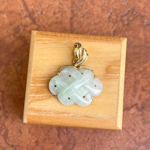 Estate Vintage 14KT Yellow Gold Genuine Pale Green Celadon Weave Carved Bezel Omega Pendant Pearl Enhancer Slide
