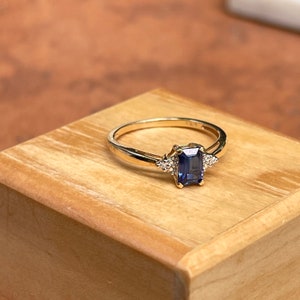 9ct Yellow Gold Claw Set Oval Blue Sapphire And Diamond Ring