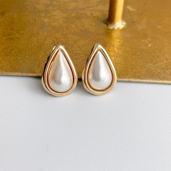 Estate Vintage 14KT Yellow Gold Teardrop Mabe Pea… - image 2