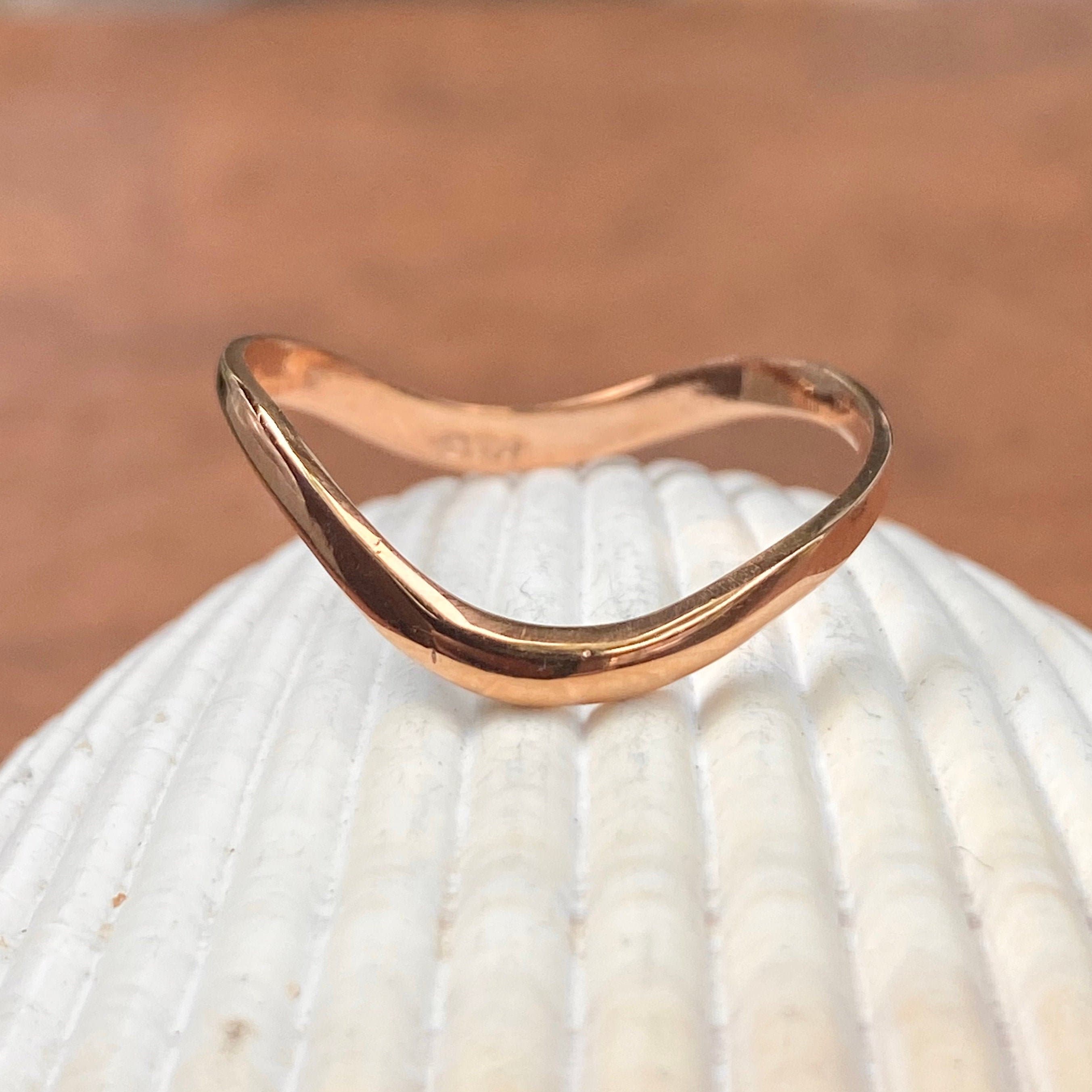 14KT Rose Gold Polished Thin Wave Band Thumb Ring Lightweight