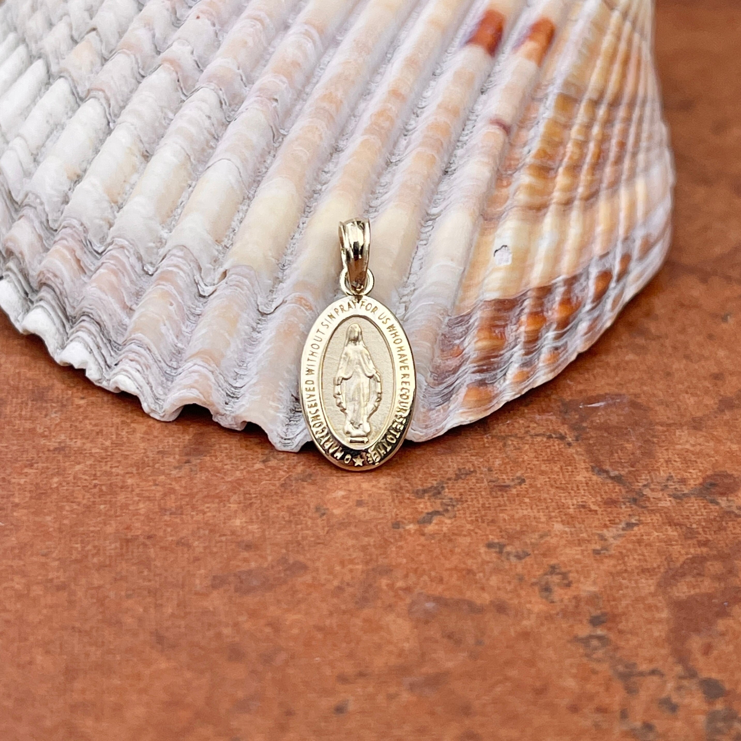 14KT Yellow Gold Gold Miraculous Medal Pendant Charm Tiny Baby Sized Mini NEW 14KT Yellow Gold Gold Miraculous Medal Pendant Charm Tiny Baby Sized Mini NEW