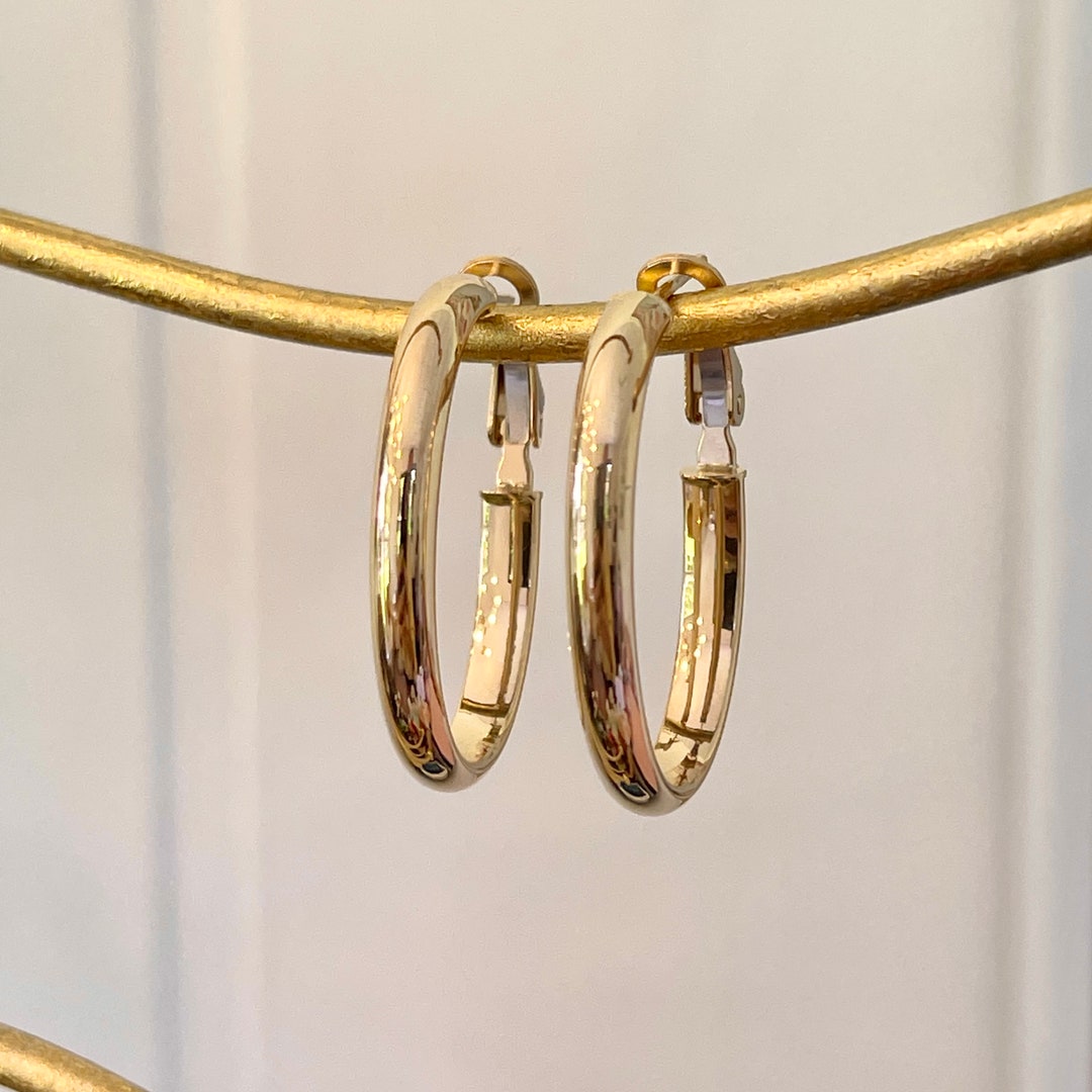 宅配便配送 Oval Wide 4.1mm Shiny Gold Yellow 14KT Hoop Back Omega トップス