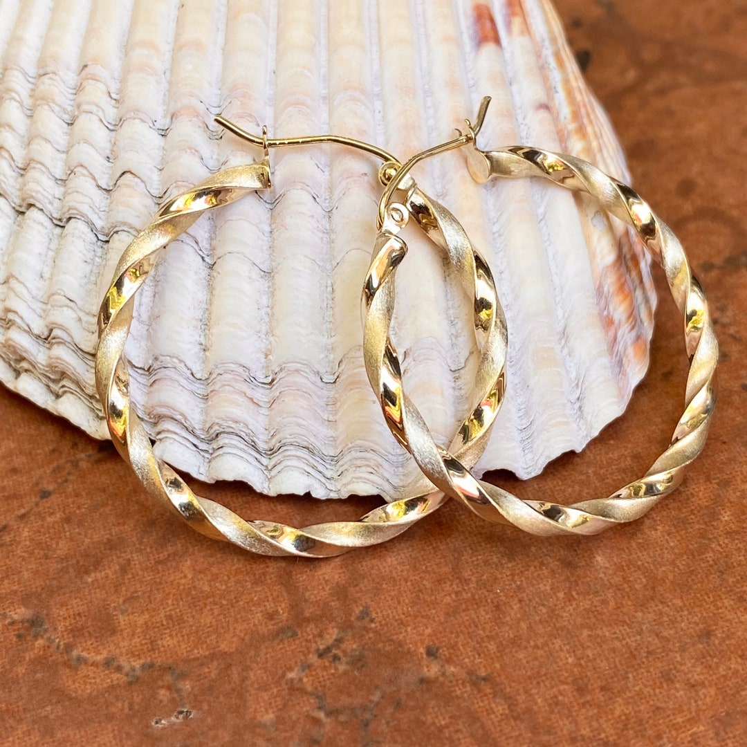 10KT Yellow Gold Polished Satin Twisted Medium Size Hoop Earrings 30mm ...