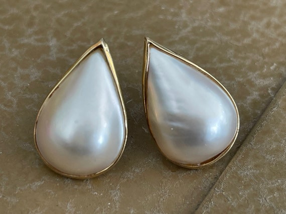 Estate Vintage 14KT Yellow Gold Teardrop Mabe Pea… - image 2