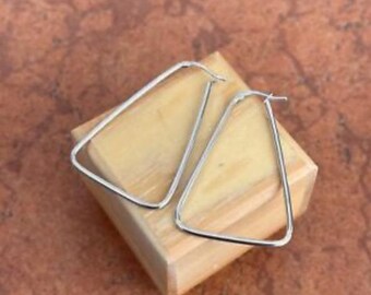 14KT White Gold Triangle Geometric Hoop Earrings