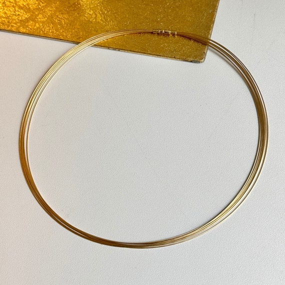 Gold cable outlet wire necklace