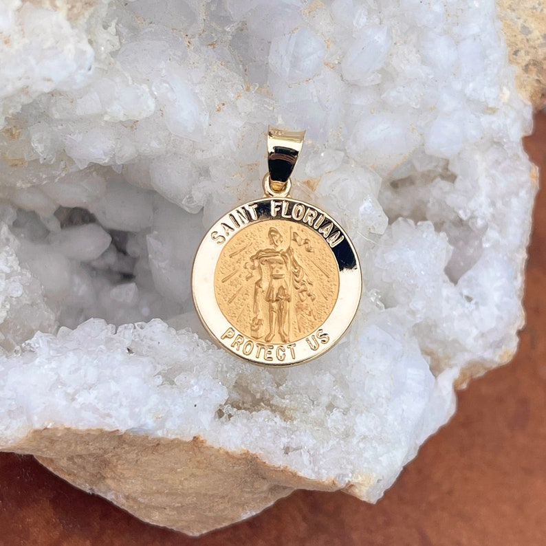 Satin St Florian Patron Saint of Firefighters Round Medal Pendant NEW Small Size 21MM 14KT Yellow Gold Polished