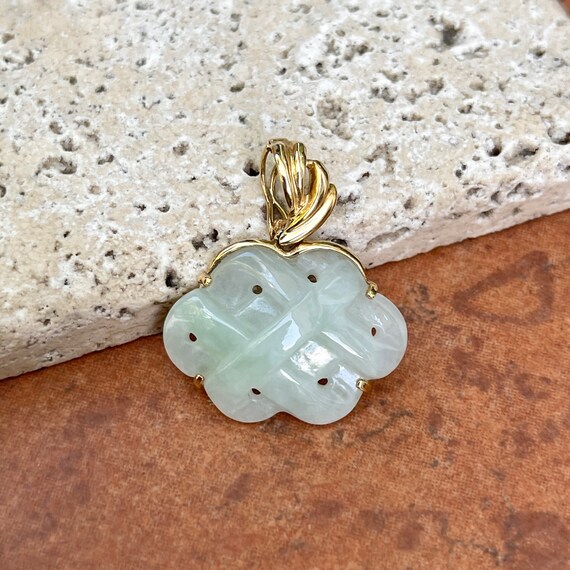 Estate Vintage 14KT Yellow Gold Genuine Pale Green Celadon Weave Carved Bezel Omega Pendant Pearl Enhancer Slide View 6