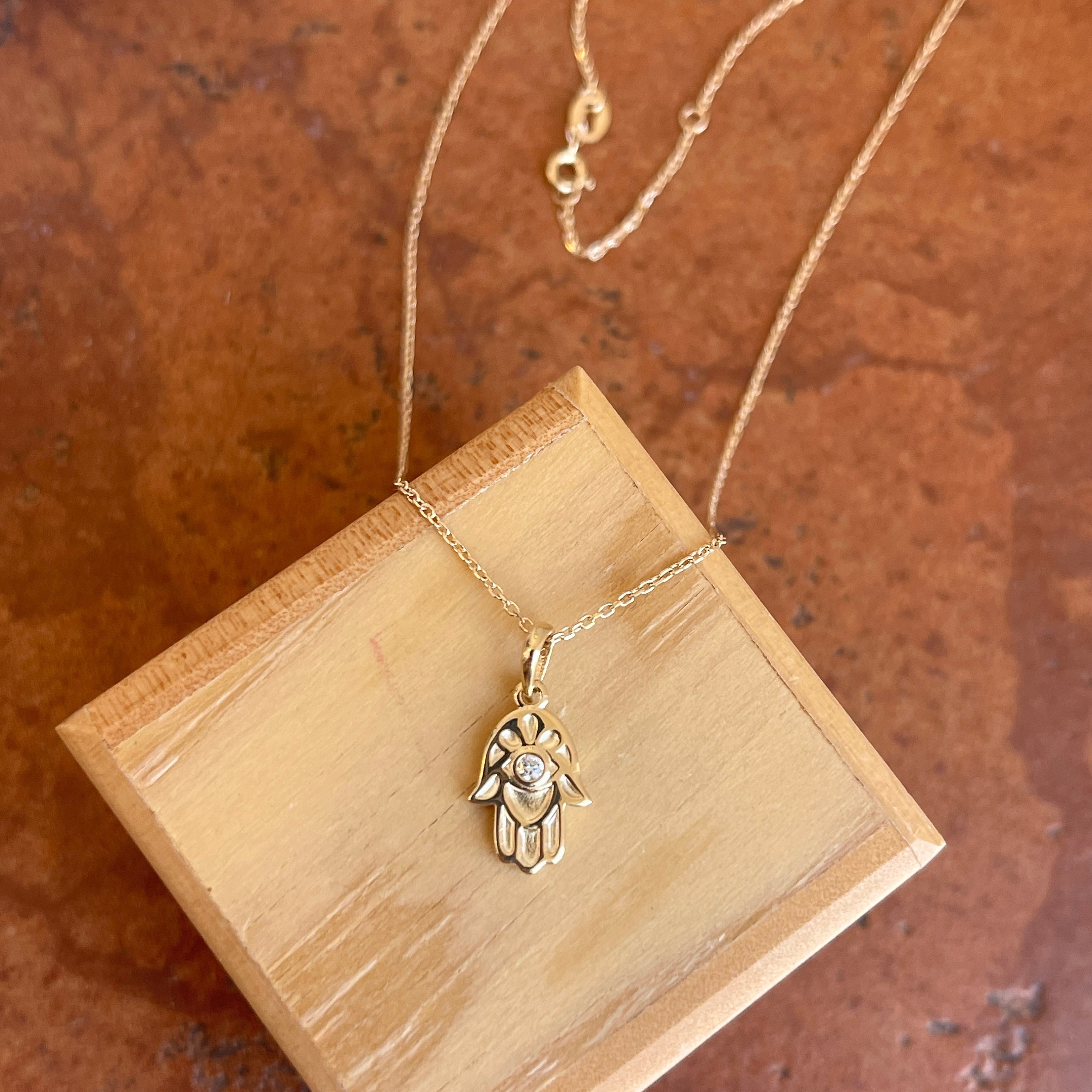 14KT Yellow Gold Diamond Small Hamsa 