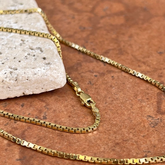 Vintage 14KT Yellow Gold 1.50mm Box Link Chain Ne… - image 3