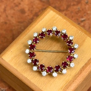 Estate 18K Yellow Gold Round Ruby and Diamond Circle Brooch/Pin