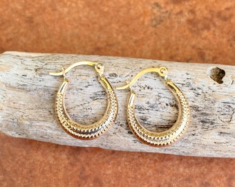 10KT Yellow Gold Detailed Tiny, Baby-Sized Hoop Earrings PAIR Ribbed New TINY