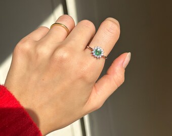 14K(ホワイトゴールド)刻印 エメラルド風 ダイヤ取巻 ヴィンテージリング エステート ヴィンテージ 14KT ホワイト ゴールド エメラルド +
