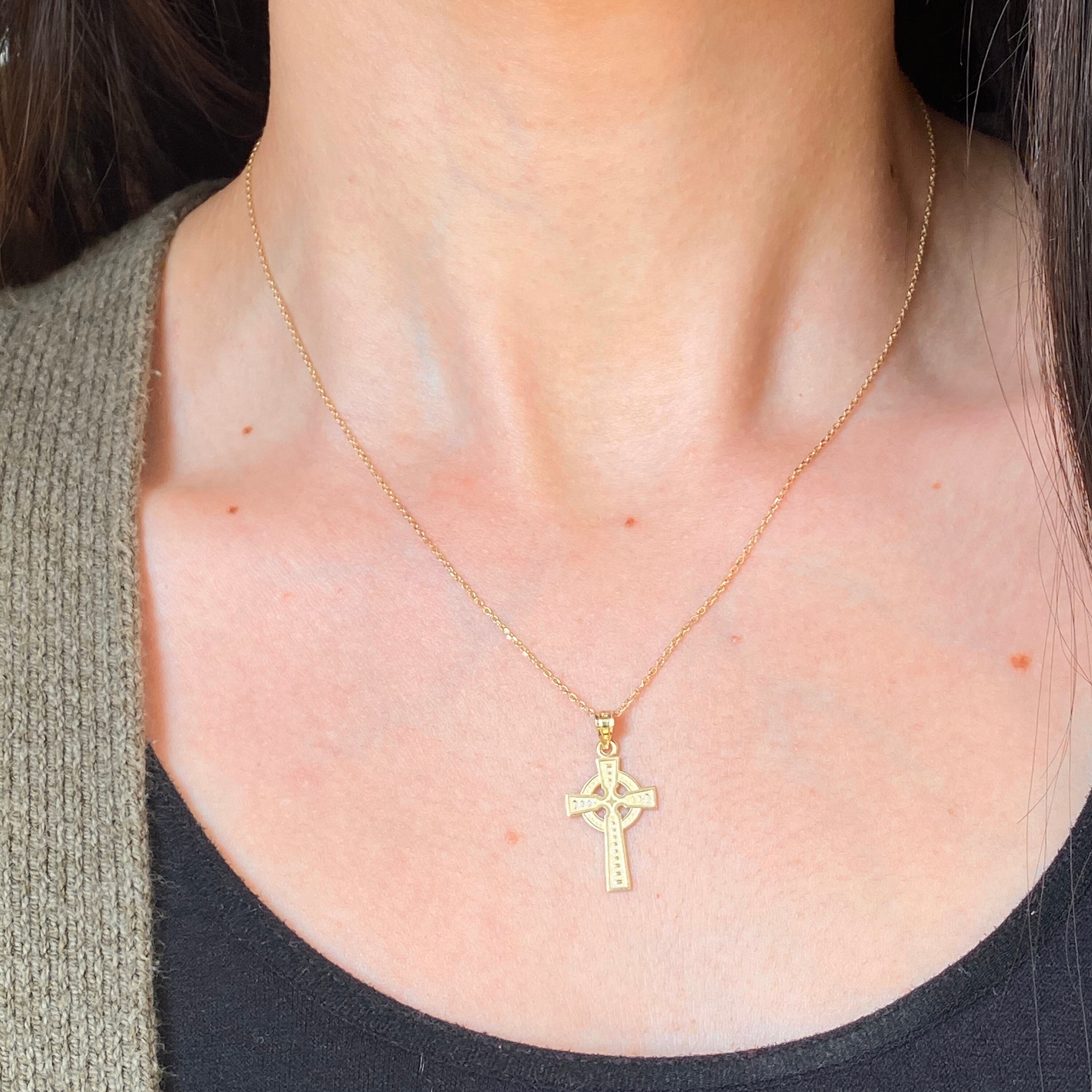 Details about Real 10kt Yellow Gold Reversible GOD IS LOVE Celtic Cross Pendant for Men Women Details about Real 10kt Yellow Gold Reversible GOD IS LOVE Celtic Cross Pendant for Men Women