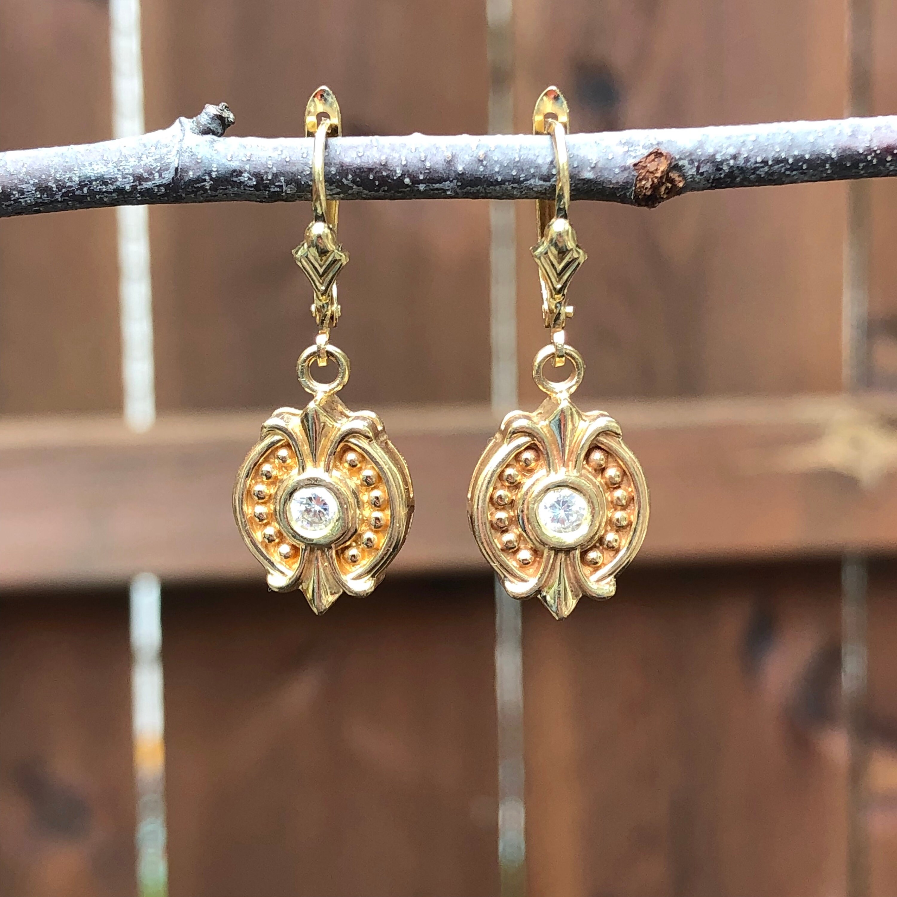 Orecchini Pendenti Vintage Mokilù, In Ottone Con Oro 24KT, Fatto A Mano In Toscana, Cabochon