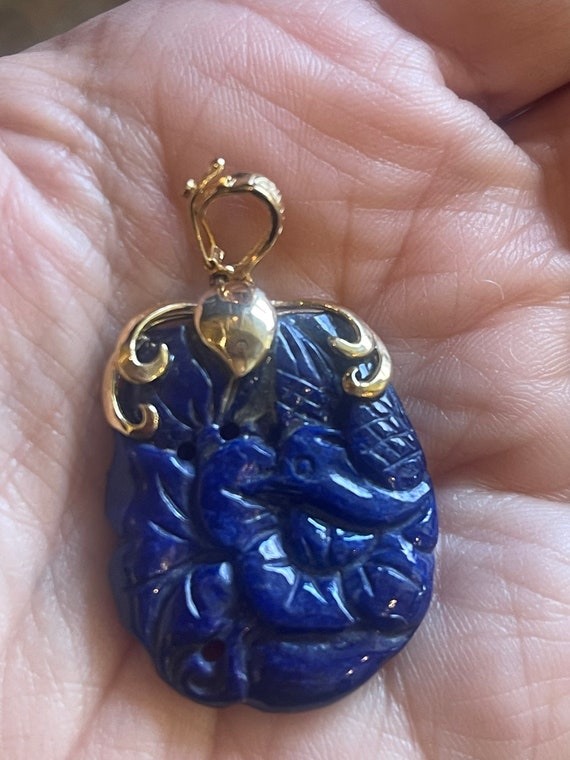 Estate Vintage Large 14KT Yellow Gold Carved Blue… - image 5