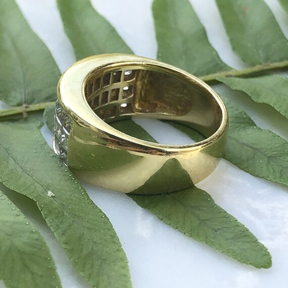 Estate Vintage 18KT Yellow Gold  Princess-Cut Dia… - image 4