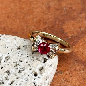 Vintage 14K Yellow Gold Round Ruby Tapered Baguette Diamond Prong Set Bow Ring