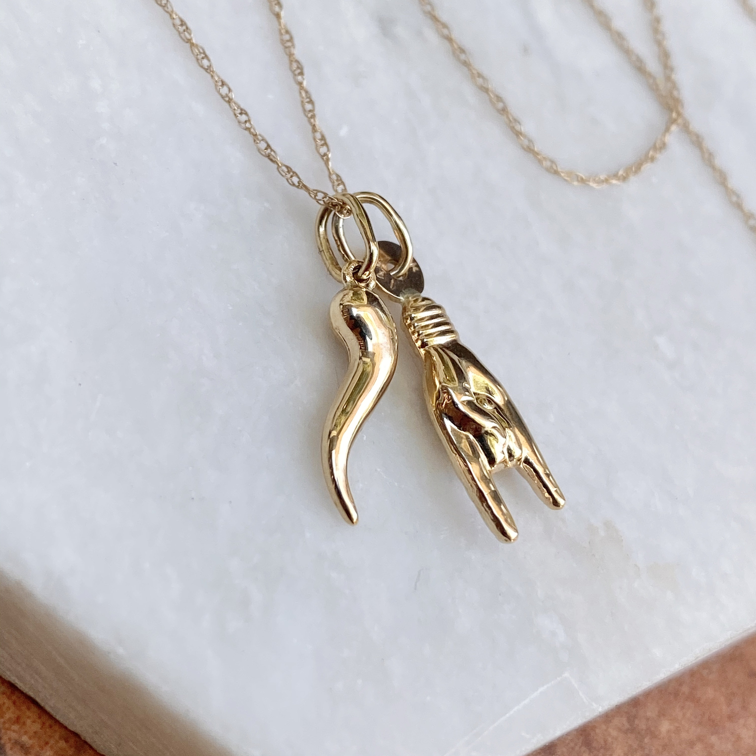 corno necklace gold｜LORO(ロロ)公式通販
